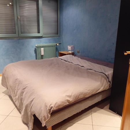 Chambre Dans Un Appartement Annecy Gare-Centre エクステリア 写真