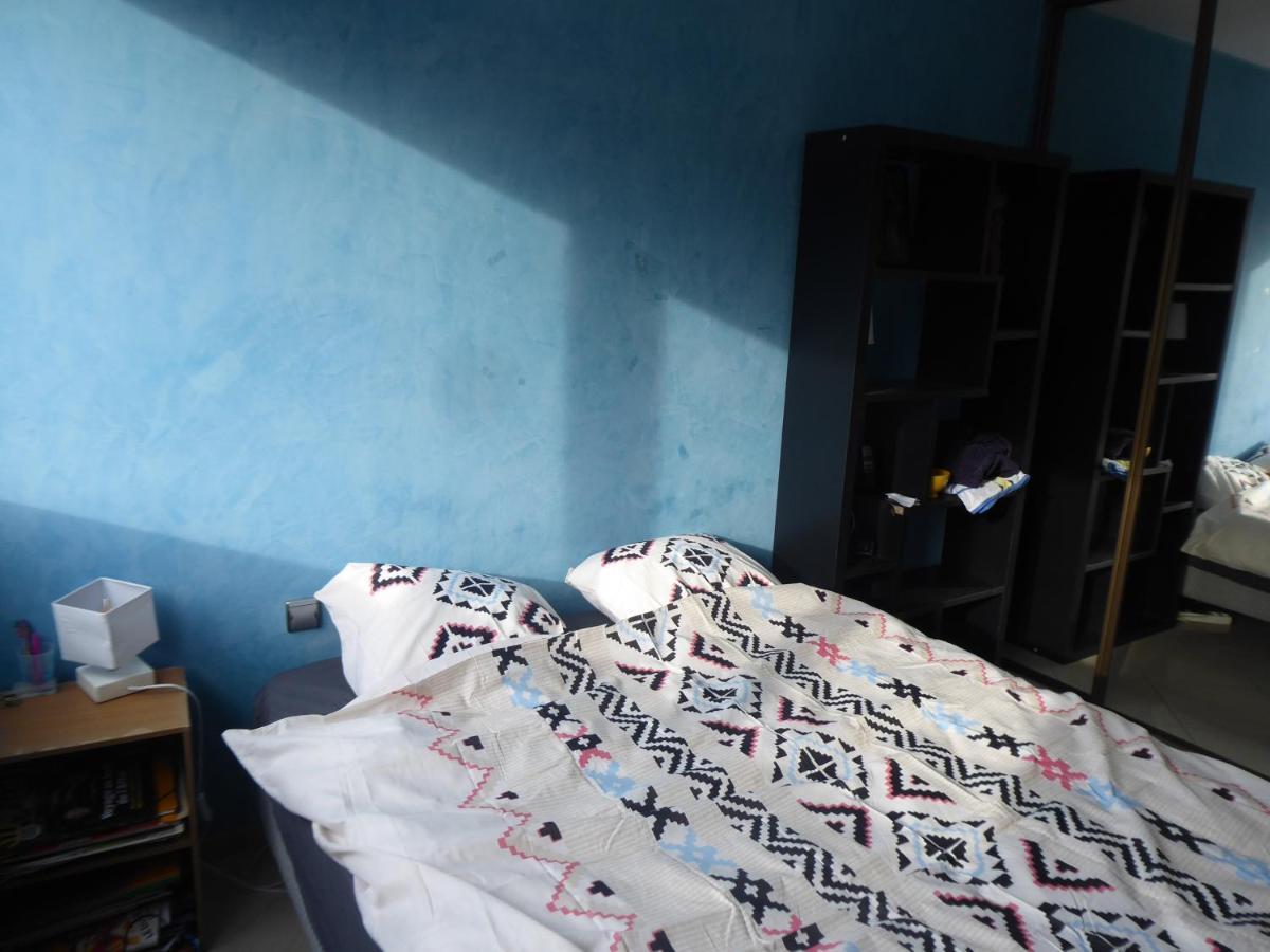 Chambre Dans Un Appartement Annecy Gare-Centre エクステリア 写真