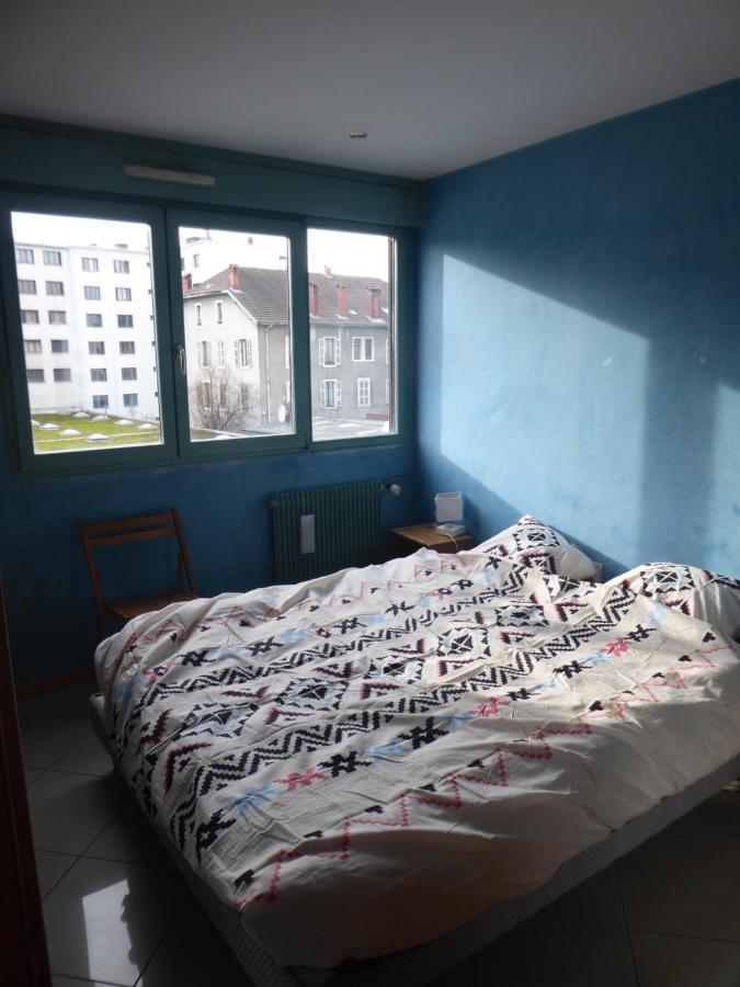 Chambre Dans Un Appartement Annecy Gare-Centre エクステリア 写真