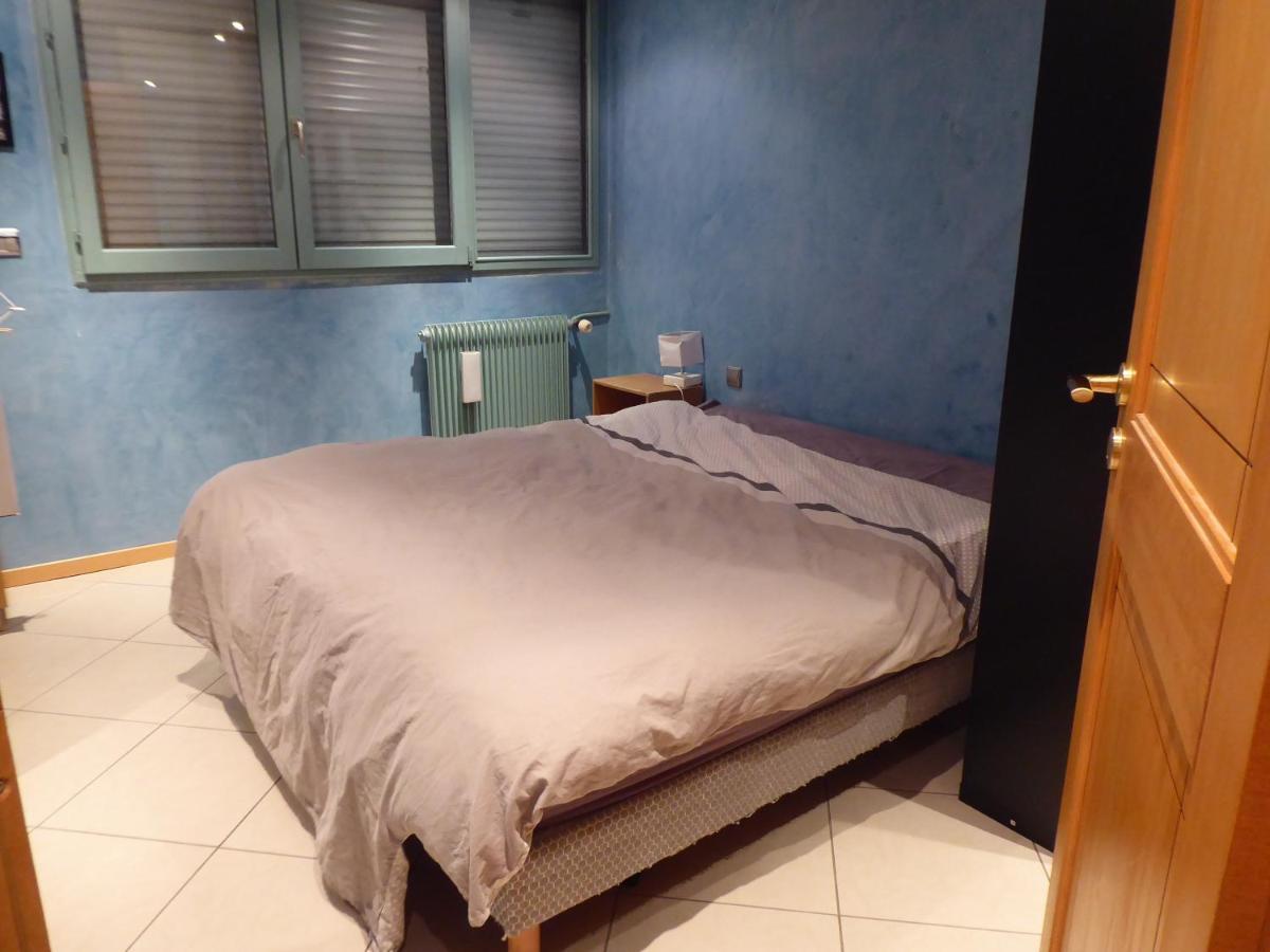Chambre Dans Un Appartement Annecy Gare-Centre エクステリア 写真